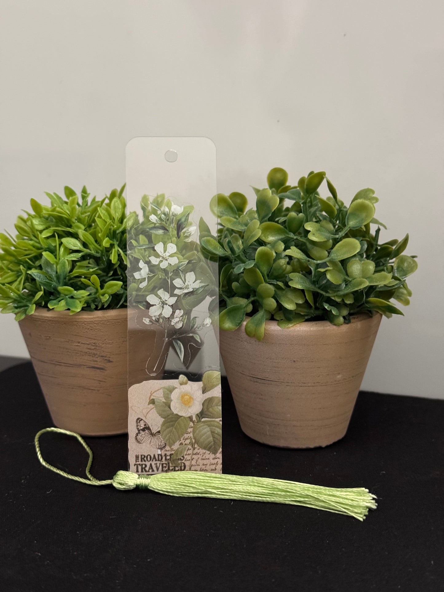 Floral Bookmark (White)